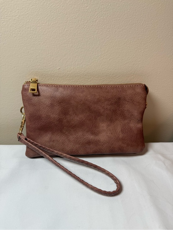 Jen & Co Handbags - NWOT Jen & Co Wristlet